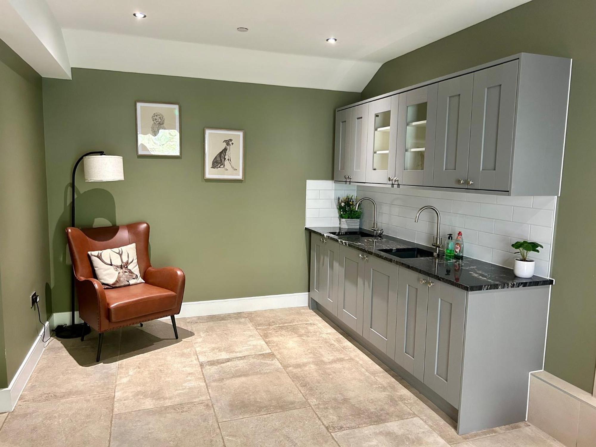 Luxury 1 Bedroom Apartment - Rock Mill 14 Stony Middleton Exteriör bild