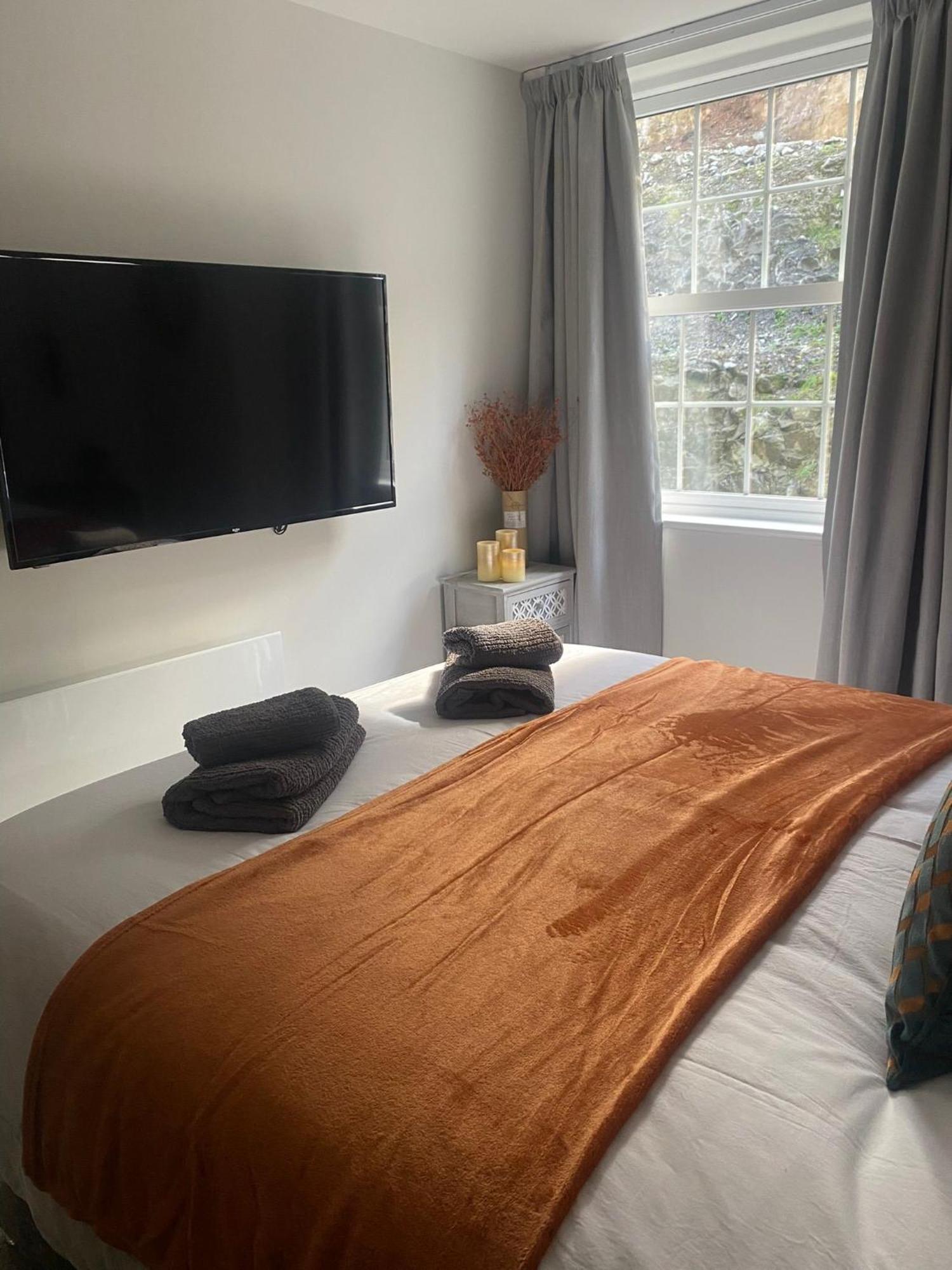 Luxury 1 Bedroom Apartment - Rock Mill 14 Stony Middleton Exteriör bild
