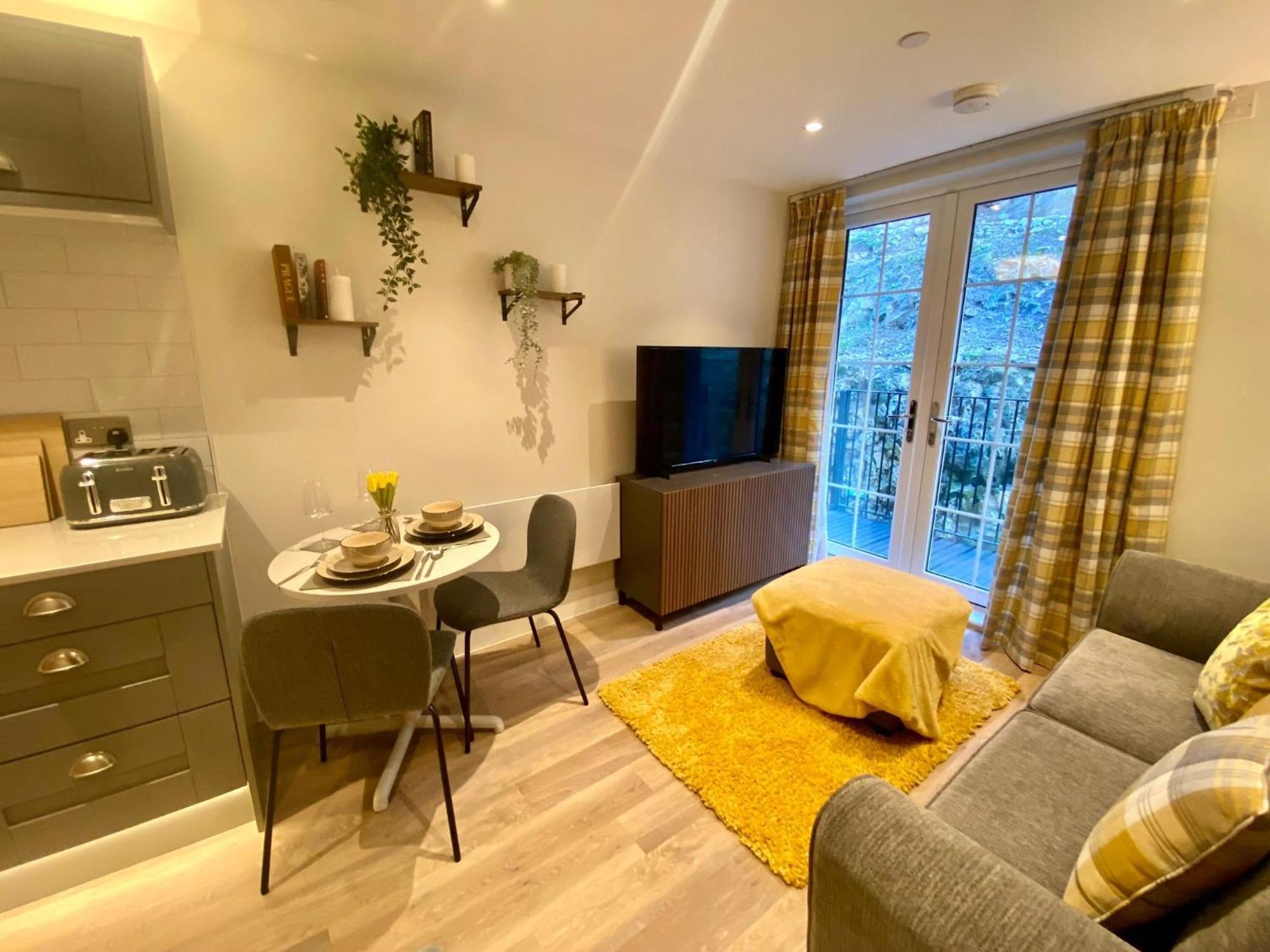 Luxury 1 Bedroom Apartment - Rock Mill 14 Stony Middleton Exteriör bild